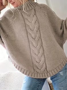 Cozy and stylish. This sweater will keep you warm and fashionable all winter long. The mock neck and cable knit texture make this sweater comfortable to wear all-day. Plain Sweaters, Pullover Outfit, Winter Pullover, Hem Sweater, Thick Sweaters, Pullover Sweater Women, Loose Sweater, Knitted Jumper, Mock Neck Sweater