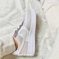 Authentic 2-3 Weeks Processing No Cancellations, Please Do Not Order If You Cannot Wait The Processing Time Please Scratch Proof And Waterproof Please Choose Womens Size Hand Painted Air Force 1, Nike Cortez Women, Shoes Af1, Nike Air Jordan Mid, Painted Air Force 1, High Top Jordans, Air Jordan Mid, Nike Air Max 2, Pink High Tops