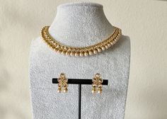 Gold Kundan Pearl Choker Necklace with Earrings  Ethnic Wear. Can be worn for engagement and wedding parties. Indulge in it or gift it and watch the compliments flow! It is advisable to store jewelry in a zip lock pouch (air tight pouch), keep away from water perfume and other chemicals and clean it with dry and soft cloth. FREE SHIPPING!! Punjabi Jewelry, Sabyasachi Jewelry, Jewelry Pakistani, Sabyasachi Jewellery, Necklace Set Indian, Water Perfume, Store Jewelry, Bollywood Jewelry, Pakistani Jewelry