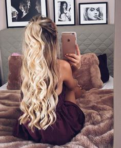 A Woman, Hairstyles, Bed, Hair