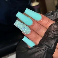 Turquoise Acrylic Nails, Nails Teal, Turquoise Nail Designs, Teal Nail Designs, Shiny Nails Designs, Ombre Acrylic, Teal Nails