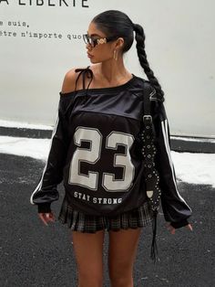 Women Sports Letter & Graphic Splice Oversized Loose Long Sleeve  Oblique Shoulder Casual Pullover Top Black Casual  Long Sleeve Knitted Fabric Colorblock,Geometric,Letter,Striped  Medium Stretch  Women Clothing, size features are:Bust: ,Length: ,Sleeve Length: Over The Calf Socks, Women Crew Socks, Style Sportif, Inspiration Mode, Casual Pullover, Betty Boop, Womens Fall, Long Sleeve Knit, Long Sleeve Sweatshirts