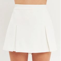 Endless Rose High-Waisted Skort. Never Worn White High-waisted Skort With Built-in Shorts, Elegant Short Tennis Skirt For Summer, Elegant Short Summer Tennis Skirt, Chic White Skort With Built-in Shorts, Elegant White Tennis Skirt, Elegant Short White Tennis Skirt, Chic Short Inseam Tennis Skirt, Chic White Tennis Skirt With Built-in Shorts, White Fitted High-waisted Skort