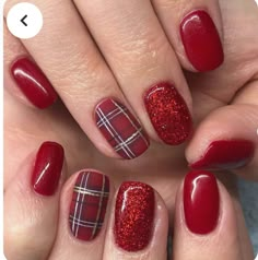 Red Nail Christmas Designs, Red Plaid Christmas Nails, Christmas Glitter Nails Sparkle, Christmas Nails With Red, Red Christmas Nails 2022, Red Glitter Nails Short, Cranberry Nails Fall, Christmas Acrylic Nails Holiday, December Holiday Nails