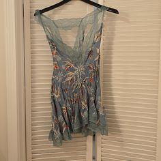 Never Worn Free People Intimate Top. Beautiful Lace Detailing. Some Of The Threads On The Interior Have A Rough Edge Look. This Is How It It Is Brand New Without Any Damage. Off Shoulder Ruffle Top, Free People Summer, Sleeveless Tunic Tops, Blogging Inspiration, Hippie Tops, Lace Tunic, Orange Shirt, Free People Intimates, Free People Denim