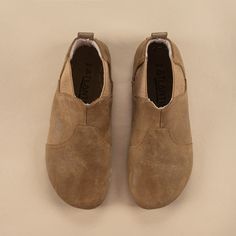 Made in Turkey 100% Handmade 100% Natural Hand-Stitched Ankle Boots Natural Leather Upper Natural Leather Lining Water Buffalo Leather Sole "Zero-drop" non-elevated heel for proper posture Mens White Boots, Barefoot Sandals Women, Chelsea Boots Brown, Man Cafe, Barefoot Boots, Brown Slippers, Black Boots Men, Proper Posture, Black Oxfords