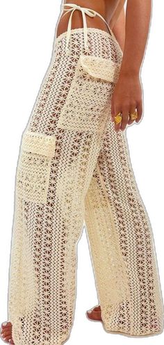 Beachy Outfits, Beige Crochet, Fest Outfits, Crochet Pants, Mode Crochet, Pants Pocket, Custom Crochet, Crochet Fabric, Mode Inspo