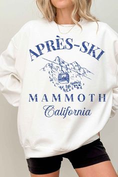 APRES SKI MAMMOTH CALIFORNIA OVERSIZED SWEATSHIRTPREMIUM COTTONOVERSIZED FIT Mammoth California, California Graphic, Sweatshirt White, Pink Sand, Oversized Sweatshirt, Chic Boutique, White Sweatshirt, Oversized Fits, Shirts Tops