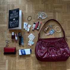 Red Handbag Aesthetic, Red Vintage Bag, Red Backpack Aesthetic, What’s In My Bag Aesthetic, Red Bag Aesthetic, Vintage Bag Aesthetic, Red Aesthetic Vintage, Coccinelle Bag, Red Bag Outfit