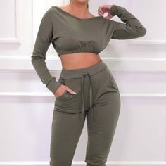 Worn Once, Like Brand New Size M/L Fitted Loungewear Sets With Pockets, Casual Two-piece Jumpsuits And Rompers For Loungewear, Long Sleeve Two-piece Loungewear Top, Two-piece Long Sleeve Loungewear Top, Casual Two-piece Set Jumpsuit For Loungewear, Loungewear Two-piece Set Tops, Solid Two-piece Loungewear Tops, Solid Color Two-piece Loungewear Tops, Two-piece Loungewear Pants