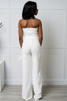 DIAMONDS AND PEARLS Jumpsuit - Etsy.de Body Con Dress Outfit, Diamonds And Pearls, White Jumpsuit, Pearl White, Clothing Items, Dress Outfits, Jumpsuit, Diamonds, United States