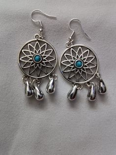 love these earrings, very pretty dream catcher with silver beads Dream Catcher Earrings, Cute Jewelry, Silver Beads, Dream Catcher, Jewelry Earrings Dangle, Etsy Earrings, Dangle Drop Earrings, Dangle Earrings, Jewelry Earrings