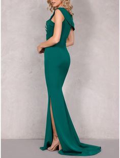 Sheath / Column Mother of the Bride Dress Wedding Guest Elegant Off Shoulder Sweep / Brush Train Stretch Chiffon Sleeveless with Sequin Split Front Ruching Green Sleeveless Maxi Dress With Sweep Train, Sleeveless Green Dresses With Sweep Train, Sleeveless Green Dress With Sweep Train, Green Sleeveless Dress With Sweep Train, Green Sleeveless Gown With Sweep Train, Green Sleeveless Evening Dress For Wedding, Sleeveless Green Wedding Gown, Green Sleeveless Wedding Evening Dress, Elegant Sleeveless Green Gown