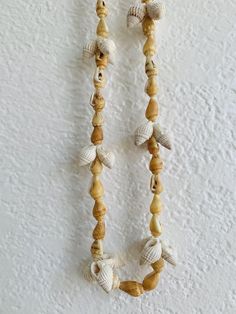 Wooden Beads Shell Necklace For Beach, Beaded Shell, Boho Summer Outfits, Shell Necklace, Shell Beads, Shell Necklaces, Boho Summer, Summer Clothes, Lei