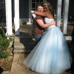 Gorgeous Baby Blue Ball Gown! Sweetheart Neckline, Intricate Beaded Bodice, Sequins Throughout The Mesh Overlay; Zipper With Hook And Eye Closure In Back. A Few Beads Have Come Loose By The Closure (Pictured), And The Inner Lining Has Some Bronzer Around The Top (Pictured). No Stains Or Tears; Long Gloves To Match Upon Request Blue Tulle Dress For Sweet 16, Blue Tulle Gown For Sweet 16, Blue Sweetheart Neckline Dress For Sweet 16, Blue Gown With Sweetheart Neckline For Sweet 16, Blue Sweetheart Neckline Gown For Sweet 16, Sweet 16 Blue Gown With Sweetheart Neckline, Princess Style Blue Ball Gown For Bridesmaid, Blue Ball Gown With Fitted Bodice For Sweet 16, Blue Gown With Fitted Bodice For Sweet 16