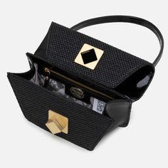 The Arcadia Trapeze combines geometric lines and an oversized front turn lock to create a contemporary style yet chic. A desing that stands out and matches perfectly with evening outfits. Evening Outfits, Geometric Lines, Small Shoulder Bag, Contemporary Style, Turn Ons, Shoulder Bag, Handbags