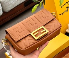 Material: Genuine leather Size: 26 x 14 x 4 cm Gold colored metallic pieces Brand box and dust bag included Sneakers Street, Shoulder Bag Brown, Flat Slipper, Brown Handbag, Vuitton Bag, Branded Bags, Clutch Wallet, Online Boutique, Messenger Bag