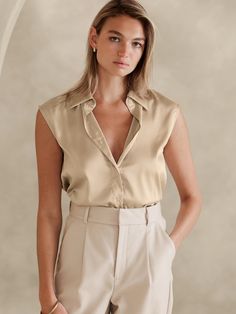 Collared Blouse | Banana Republic Factory Womens Professional Suits, Summer Business Outfits, Petite Blouses, Business Outfits Women, Oyster Pearl, Collared Blouse, Silk Camisole, Banana Republic Factory, Petite Tops