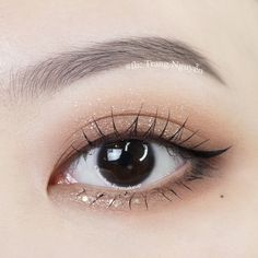 Korean Makeup Doll Eyes, Makeup Ideas Korean, Korean Makeup Eyes, Korean Eyes, Korean Eyeliner, Korean Makeup Trends, Teknik Makeup, Aesthetic Eye, Korean Eye