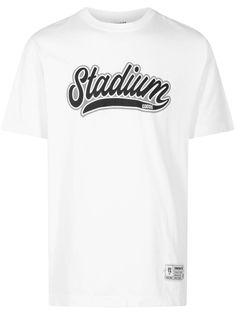 white cotton appliqué logo crew neck short sleeves straight hem When buying this unisex item, keep in mind that it is graded in standard men's sizing. White Crew Neck T-shirt With Lettering, Casual White T-shirt With Embroidered Logo, Collegiate Style Screen Print T-shirt For Streetwear, White Logo Print T-shirt For Streetwear, Urban White Crew Neck T-shirt, College Cotton T-shirt With Lettering, White Crew Neck T-shirt With Embroidered Logo, College Embroidered Logo T-shirt With Short Sleeves, College Logo Print Short Sleeve T-shirt