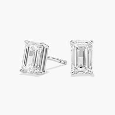 Channel timeless elegance as you add sparkle to your style with these stud earrings featuring  emerald-cut diamonds. The 14k white gold setting completes the look with luxurious lustre. Pearl Bracelet Gold, Platinum Rose Gold, Engagement Rings Marquise, Gold Rings Fashion, White Gold Set, Emerald Cut Diamond, Gold Pearl Necklace, Ladies Diamond Rings, Diamond Shop