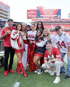 Go 49ers, National Girlfriend Day, Girlfriends Day, Big Pants, Nfl Outfits