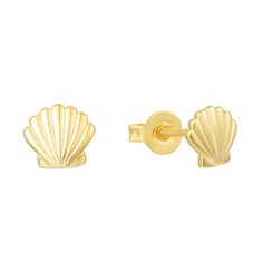 Cute and beachy, these seashell earrings are the perfect way to spruce up any summer look! The tiniest of studs, they're sooooo adorable and light enough to keep you comfy all day. Pick up a pair to add the perfect finishing touch to your beachy stack. Now that's how to seas the day! Seas The Day, Preppy Jewelry, Seashell Earrings, Starfish Necklace, Jewelry Accessories Ideas, Jewelry Essentials, Waterproof Jewelry, Jewelry Lookbook, Birthday Wishlist