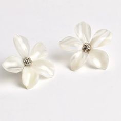 Nwt J. Crew Acetate Flower Earrings With Pav Detail.Color: White. Brand New And In Perfect Condition. No Longer Sold In Stores Or Online. Chic White Flower-shaped Earrings, Chic White Flower Earrings For Gift, Chic White Flower Earrings Gift, Chic White Flower Earrings As A Gift, Chic White Flower Earrings For Spring, Chic White Flower Earrings, J Crew Jewelry, White Brand, Earrings Color