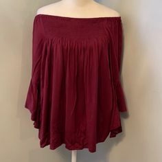 Beautiful Off The Shoulder Or On Blouse Purple Tops For Fall Vacation, Purple Fall Tops For Vacation, Casual Purple Tops For Fall Vacation, Spring Purple Off-shoulder Top, Purple Tops For Beach In Fall, Purple Off-shoulder Summer Top, Purple Off-shoulder Top For Summer, Flowy Purple Tops, Purple Flowy Beach Top