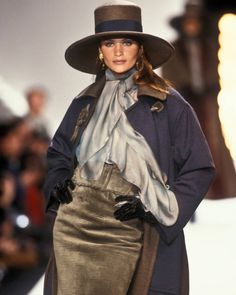 Christian Dior Runway, Dior Runway, Helena Christensen, Gianfranco Ferre, Famous Models, Beauty And Fashion