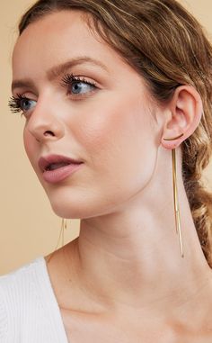 Add an elegant touch to your outfit with these Fashion Vintage Glossy Arc Geometric Long Thread Tassel Drop Earrings for Women. Made with Copper as the base metal, they boast a timeless design that will never go out of style. Elevate your look with these statement earrings. Hypoallergenic: Perfect for sensitive skin, ensuring maximum comfort. Tarnish Free: Long-lasting shine and beauty, resistant to everyday wear and tear. Alloy Free: Made without harmful alloys, ensuring quality and durability. Classic Pierced Ear Cuff, Elegant Dangle Ear Cuff For Party, Elegant Metal Ear Cuff For Evening, Elegant Metal Ear Cuff For Party, Chic Formal Plug Earrings, Elegant Pierced Ear Cuff For Everyday Wear, Chic Metal Linear Earrings For Party, Elegant Metal Linear Earrings For Parties, Chic Metal Ear Cuff