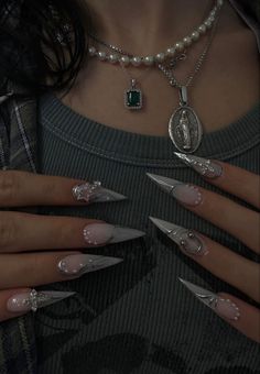 Romantic Goth Nails, Fake Nails French Tip, Acrylic Nails Glossy, Nails Long Almond, Nails Aesthetics, Stiletto Press On Nails, Wife Nails, Acrylic Nails Stiletto, Nails With Design