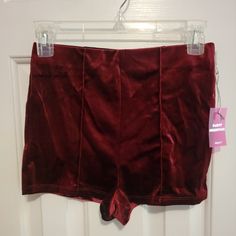 Forever 21 Burgundy Velour Shorts, Size S Trendy Burgundy Party Bottoms, Forever 21 High Waist Shorts For Night Out, Forever 21 High-waisted Shorts For Night Out, Red Forever 21 Bottoms For Summer, Forever 21 Red Summer Bottoms, Red Forever 21 Summer Bottoms, Trendy Burgundy Bottoms For Summer, Burgundy Bottoms For Summer Party, Red High-waisted Shorts For Night Out