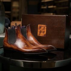 Handmade Men Bespoke Wholecut Brown Patina Chelsea Boots. on Storenvy Luxury Brown Chelsea Boots With Wingtip, Chelsea Boots Patina, Luxury Brown Wingtip Chelsea Boots, Luxury Semi-formal Men's Chelsea Boots, Luxury Slip-on Chelsea Boots For Men, Quality Leather Boots, Custom Design Shoes, Shoe Art, Brown Fashion