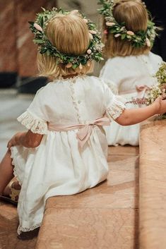 Country Flower Girl Dresses, Country Flower Girl, Country Flower Girls, Flower Girl Dresses Country, Wedding Titles, Flower Girl Gown, Rustic Flower Girls, Pinterest Wedding, Wedding Dress Guide