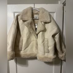 Abercrombie Cream Leather And Fur Winter Coat. 2 Button Snap To Close. Xl And Nwt. Such A Warm, Gorgeous Jacket For Winter. I Want To Keep It It’s Just Too Big On Me Fall Cream Outerwear With Button Closure, Classic Winter White Outerwear With Button Closure, Collared Winter White Outerwear For Work, Chic Winter White Outerwear With Button Closure, Collared Winter White Outerwear For Fall, Cream Outerwear With Double Button Closure And Lapel Collar, Winter Cream Blazer With Double Button Closure, Winter White Outerwear With Button Closure For Work, Cream Collared Winter Outerwear