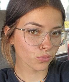 Women’s Glasses Aesthetic, Nose Ring And Glasses, Glasses And Septum Piercing, Glasses Inspo Long Face, Aesthetic Prescription Glasses, Clear Glasses Outfit Style Fashion, Styles Of Glasses For Women, Nose Ring With Glasses, Glasses For Brown Eyes