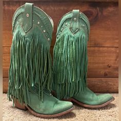 Liberty Black Vegas Boots Lightly Worn 6 1/2 Green Western Ankle Boots, Green Western Style Ankle Boots, Turquoise Leather Boots With Round Toe, Western Green Boots With Leather Sole, Green Leather Western Boots, Black Turquoise, Fringe Boots, Black Shoes, Size 6