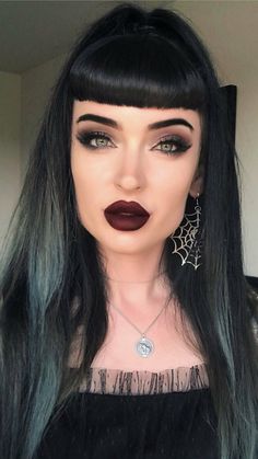 Rockabilly Makeup, Dark Makeup Looks, Dyed Hair Inspiration, Dramatic Makeup, Braut Make-up, Goth Beauty, Gothic Makeup, Bridal Makeup Looks, Goth Makeup