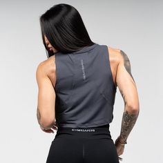 This Women's Performance tank top is designed to move with you. Crafted with 4-way stretch, a loose fit, and lightweight construction, it offers greater mobility and breathability no matter the activity. Contoured seams emphasize your form yet still feel loose for maximum comfort and style. Model is 5'8", wearing a size Small. Indoor Workout, Moisture Wicking Fabric, Loose Fitting, Matter, Tank Top, Size Small, Tank Tops, How To Wear