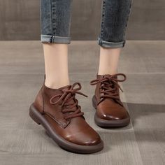 Gender: Women Type: Boots Main Materials: Cowhide Insole: Pigskin Sole: Rubber Type of Closure: Lace-up Style: Daily, Casual, Retro Season: Spring, Autumn Heel Height: Low (1-3 cm) Cowhide Boots, Ankle Flats, Tube Top Dress, Brown Ankle Boots, Shoe Size Conversion, Casual Flats, Brown Shoe, Rubber Heels, Womens Boots Ankle