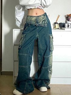 Product information: Style: Casual/Street/Y2K/Vintage/Punk/Hip Pop Elasticity: inelastic Pants length: trousers Waist Type: Mid waist Size: S.M.L.XL.XXL.3XL.4XL Fabric name: denimDescription:Elevate your streetwear game with our Vintage Contrast Wash Fold Over Cargo Jeans. These jeans are the epitome of casual. street-inspired. Y2K fashion with a touch of punk and hip hop flair.Crafted from high-quality. inelastic denim. these trousers offer both style and durability. The mid-waist design is com Overalls Jeans, Jeans Female, Street Punk, Denim Decor, Fall Pants, 2 Piece Skirt Set, Pants Fabric, Fall Denim, Style Cargo