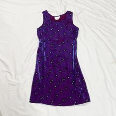 Vintage 1990s sleeveless dress in purple with floral pattern. In good vintage condition. Note: I try to match colors as much as possible to pictures but there is a possibility it won't be an exact match. Unless the color is completely incorrect I am unable to offer refunds for this reason. Size: not labeled, fits like a small Brand is bonnie jean Measurements (taken on garment laid flat): Armpit to armpit: 16.5" Waist: 33" Armpit to hem: 26.5" Hips: 39" Fabric: 75% rayon, 25% nylon Purple Retro Sleeveless Dress, Retro Purple Sleeveless Dress, Floral Dress Vintage, Purple Floral Dress, Match Colors, Bonnie Jean, Vintage Floral Dress, Womens Vintage Dresses, 50's Dress