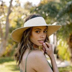 A neutral woven sun hat / visor with a white brim and a cut out at the top for your head to sit through. Lightweight Structure, Straw Visor, Hat Box, Visor Hats, Look In The Mirror, First Choice, Wide Brimmed, Hat Sizes, Straw Hat