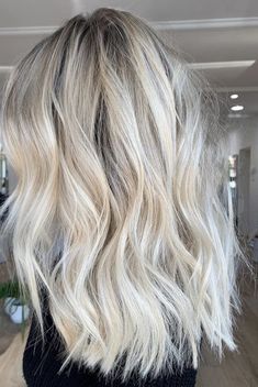 White Sand Balayage, White Blonde Hair Balayage, Mid Length Platinum Blonde Hair, Winter Blonde Hair Medium Length, White Sand Hair Color, Icy Platinum Blonde Balayage Dark Roots, Smudge Root Blonde Short Hair, Medium Length Platinum Blonde Hair, Icy Blonde Hair With Shadow Root