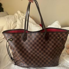 100% Authentic Used But Still In Great Condition Will Look Brand New With A Good Cleaning There Are Some Scuff Marks And Stains That Pictured Comes With Pouch But Missing Strap Purchased It In 2015 Open To Offers But No Low Balls Please Louis Vuitton Neverfull Gm, Neverfull Gm, Vuitton Neverfull, Walker Boots, Garment Bags, Louis Vuitton Bags, Rain And Snow Boots, Boot Sandals, Authentic Louis Vuitton