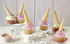 Summer Party Treats, Easy Unicorn Cake, Ice Cream Birthday Party Theme, Cupcake Ice Cream Cones, Cone Cupcakes, Ice Cream Cone Cupcakes, Ice Cream Party Theme