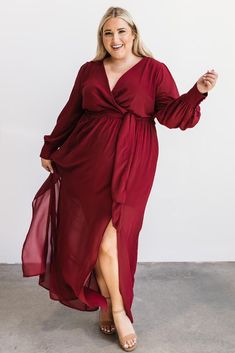 Plus Size Wedding Guest Outfits, Wine Maxi Dress, Dresses Velvet, Dresses Holiday, Baltic Born, Plus Size Bridesmaid, Bridesmaid Dresses Plus Size, Theme Color, Rust Dress