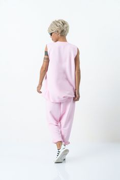 Pink Sleeveless Top Matching Set, Fitted Sleeveless Cotton Pant Set, Pink Sleeveless Matching Set Top, Casual Sleeveless Loungewear Pant Set, Pink Sleeveless Pant Set, Sleeveless Pink Pant Set, Pink Sleeveless Matching Set, Casual Sleeveless Pant Set With Matching Top, Casual Sleeveless Matching Pant Set