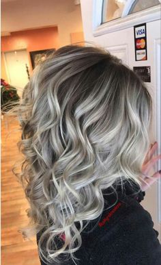 Platinum Blonde Hair With Dark Lowlights, Mom Cut 2023, Blended Highlights And Lowlights Blonde, Summer Hair Highlights For Brunettes, Girl Hair Dos, Highlights For Brunettes, Summer Hair Highlights